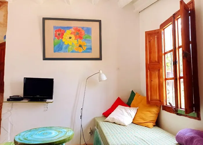 Arthouse Campos Mit Haus Galeria 110Qm Und Appartementhaus Mit Patio 30Qm